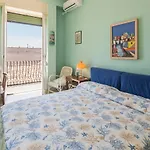 Teatro Greco Balcony Apartment