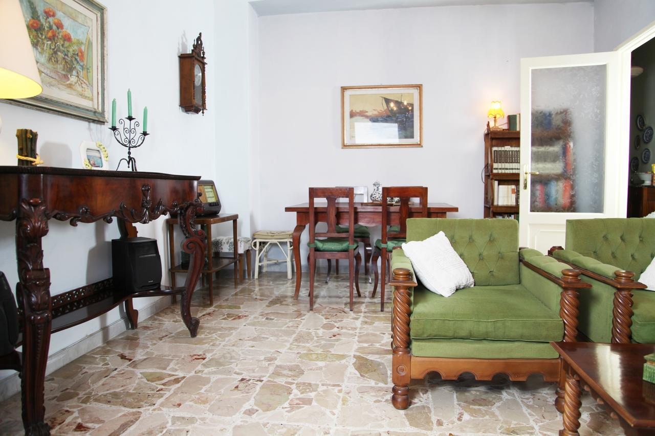 Appartement Teatro Greco Balcony