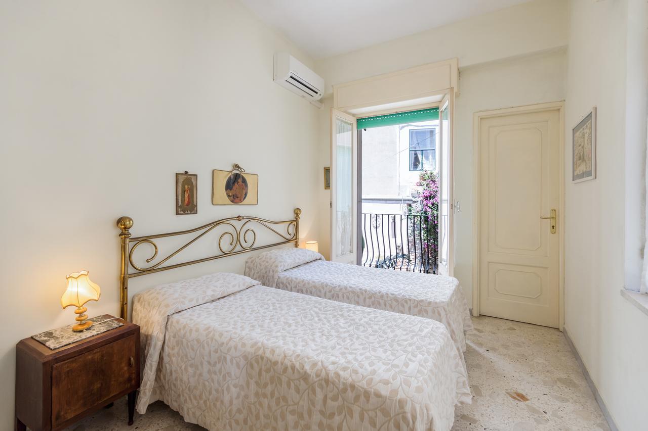 Appartement Teatro Greco Balcony